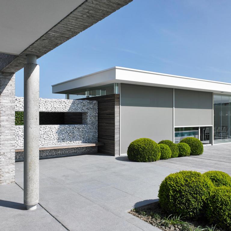 Demaeght zonwering is Renson Premium ambassadeur voor west en Oost-Vlaanderen. bij ons kan u terecht voor alles van zonwering tot outdoor producten van Renson. Camargue Algarve Lapure Carport Pergola terrasoverkapping lamellendak Fixscreen 100 klik hier voor een offerte met korting 