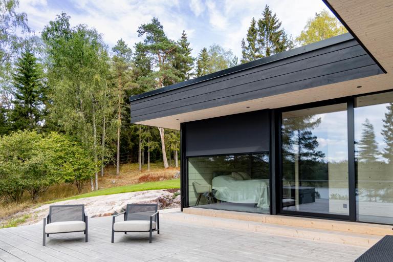Renson Zonwering is essentieel tijdens het bouwen, verbouwen of renoveren samen met uw partner Demaeght. Vraag hier uw offerte voor zonwering gevelbekleding outdoor living aluminium carports of tuinberging berging. Waregem Oostrozebeke Deinze Kortrijk Anzegem Kluisbergen Ronse Oudenaarde 