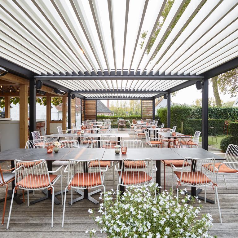 Demaeght zonwering interieur showroom oostrozebeke Waregem zonnewering winsol Diaz raamdecoratie actie somfy outdoor camargue 