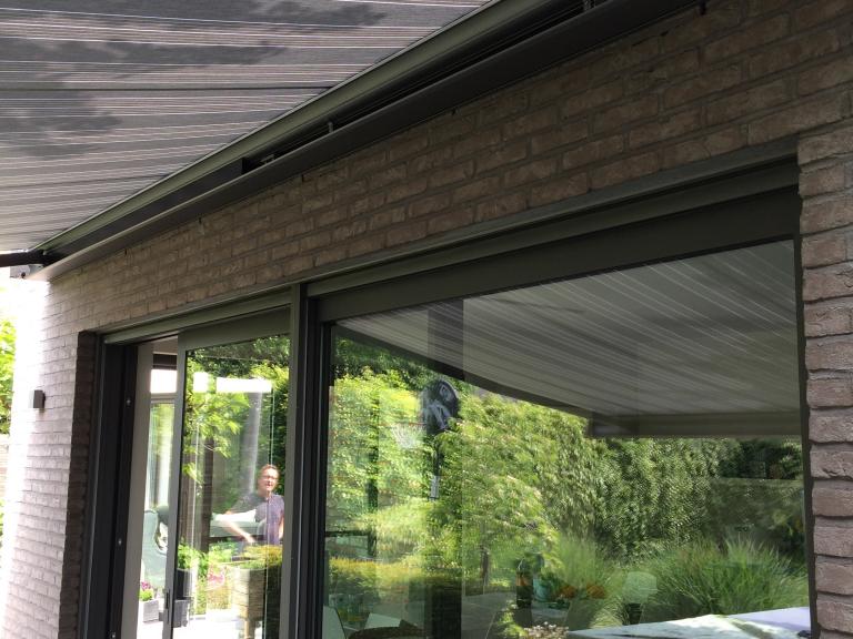 Demaeght zonwering interieur zonneluifel winsol lumisol led verlichting somfy weinor modern landelijk strak nieuwbouw renovatie hoofdverdeler regio Waregem Kortrijk Roeselare Tielt gent